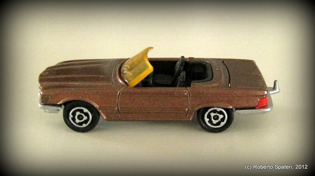 Majorette Mercedes 350 SL (n.213)
